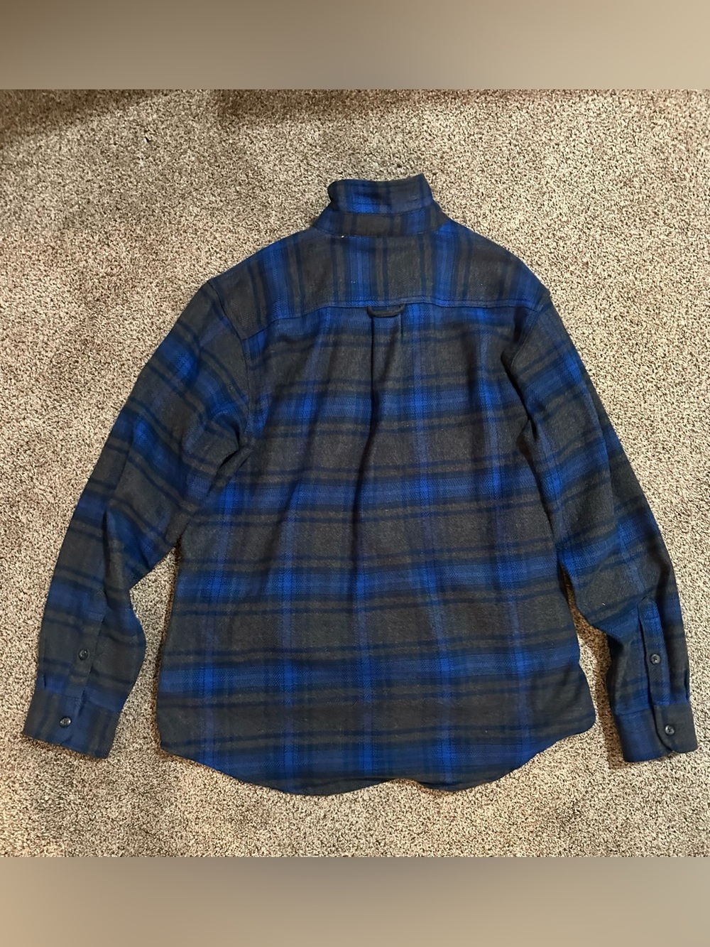 Orvis Gray and Blue Plaid Flannel Shirt - Picture 5 of 6